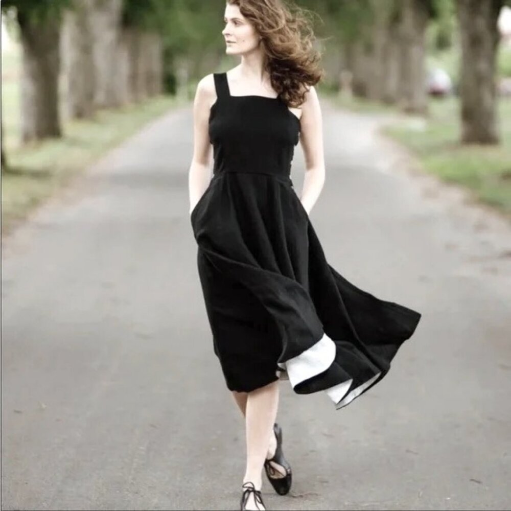 Son de Flor Black Linen Sleeveless Pinafore Dress XXL